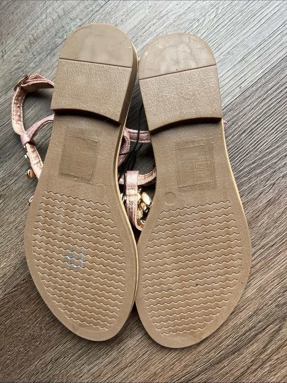 Women's Blush Pink and Gold Jeweled T-Strap Sandals NWT size 7.5
